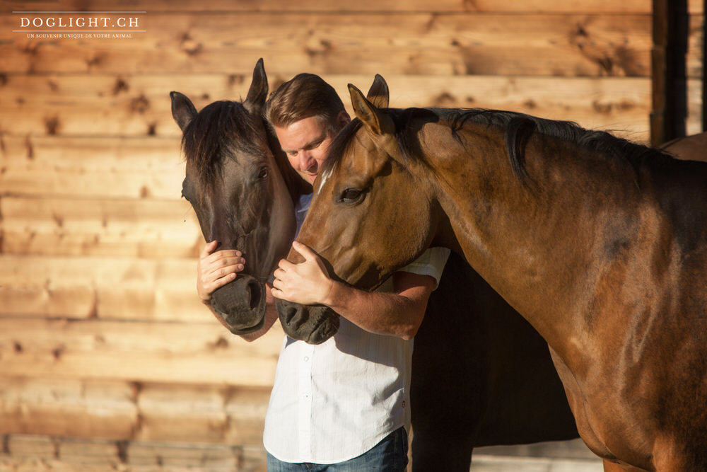 Complicité 2 chevaux homme chalet